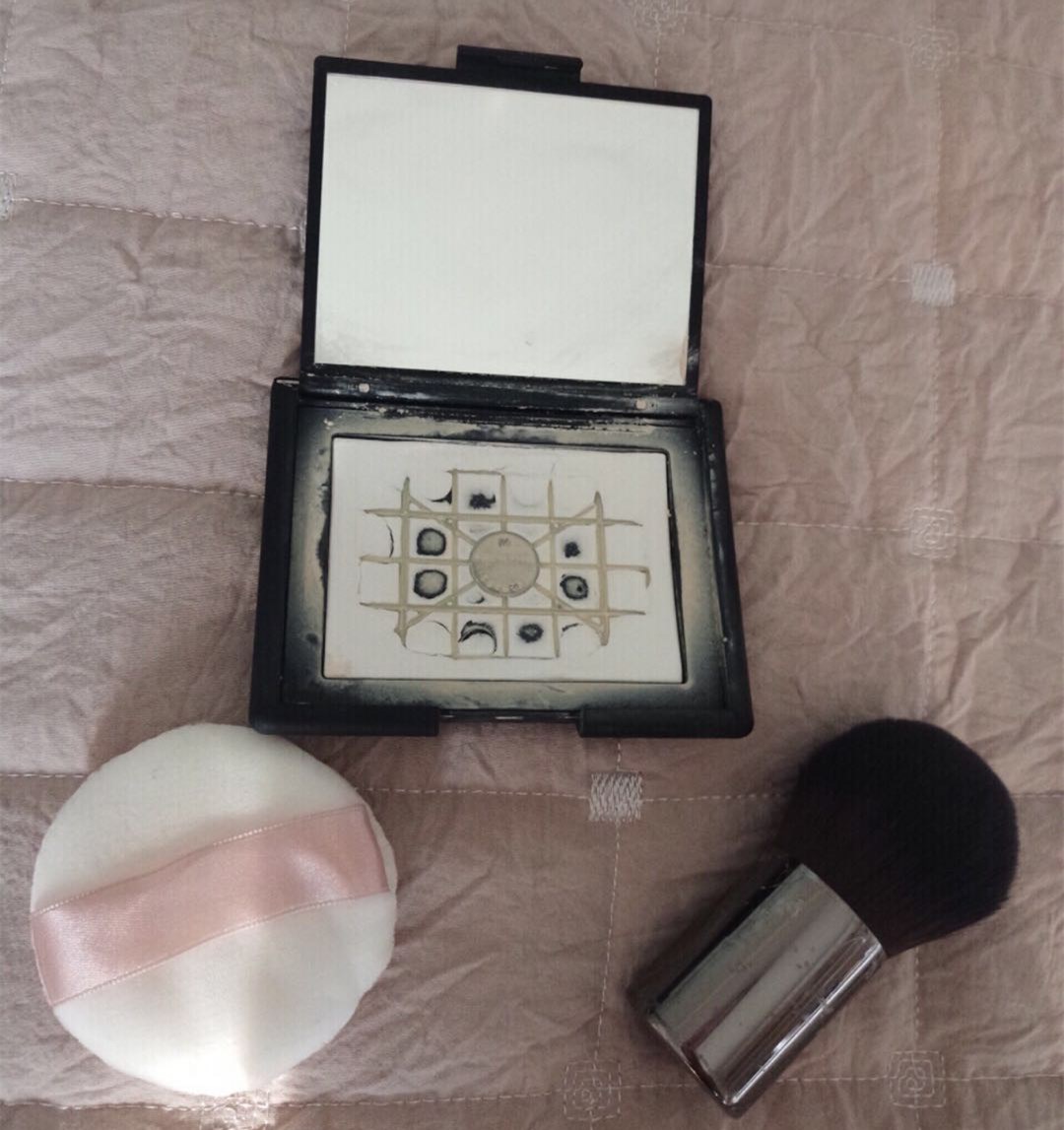 亲测最好用的油皮粉底液,定妆控油散粉亲测