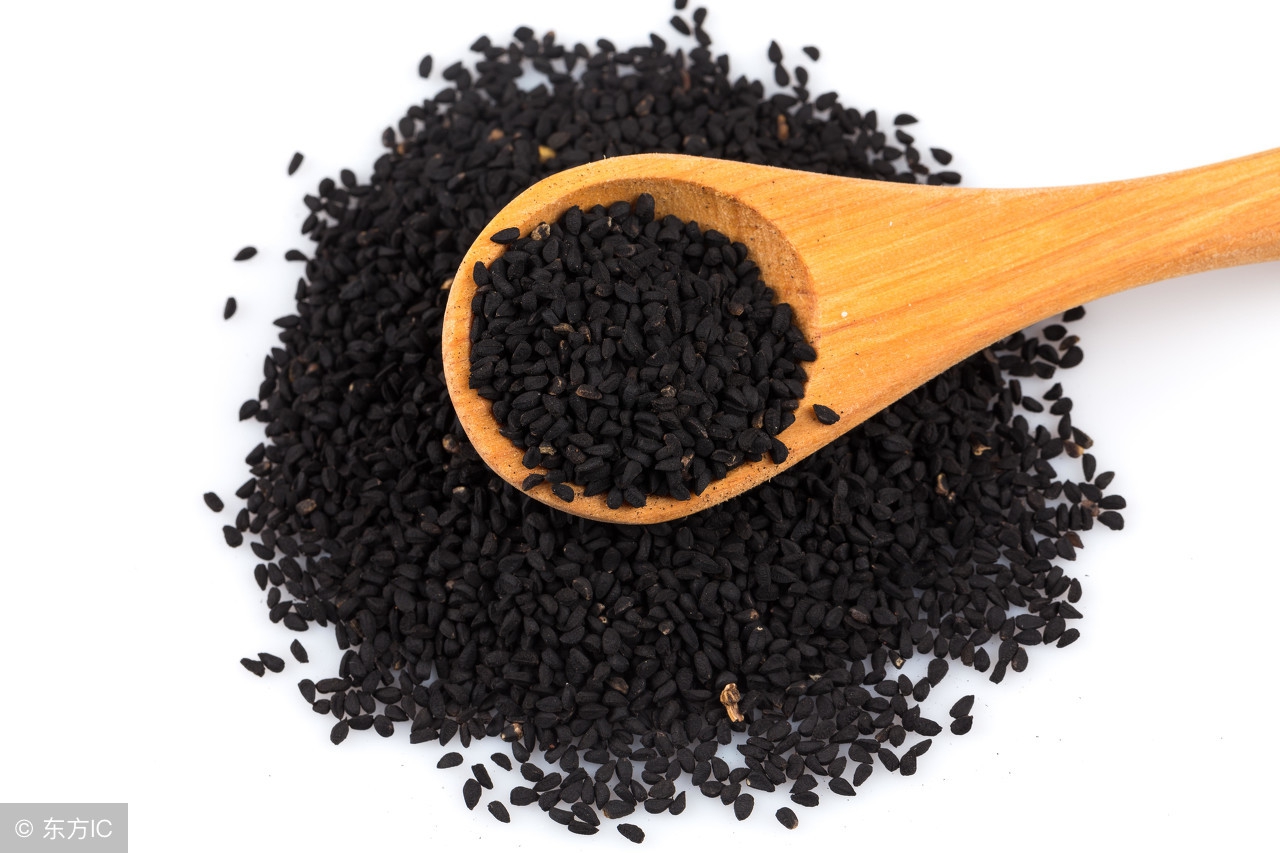 眼圈乌黑是肾虚的表现吗,长时间黑眼圈太重怎么调理