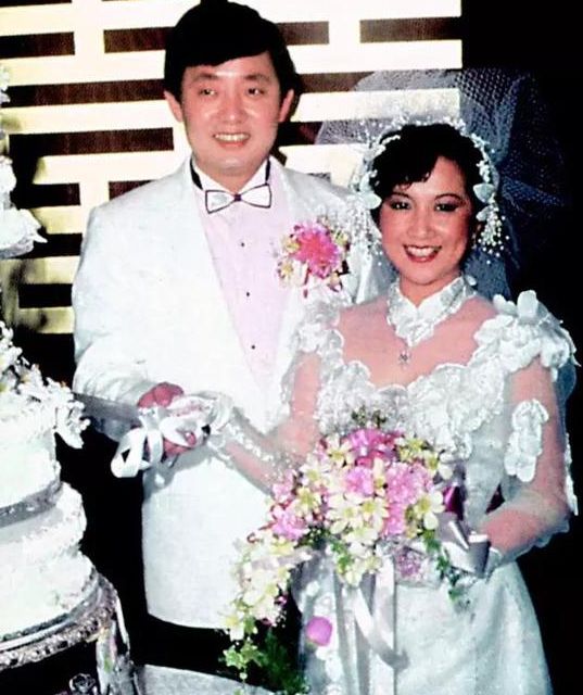 小三上门逼死原配?千亿豪门的传奇背后,是数不清的狗血八卦