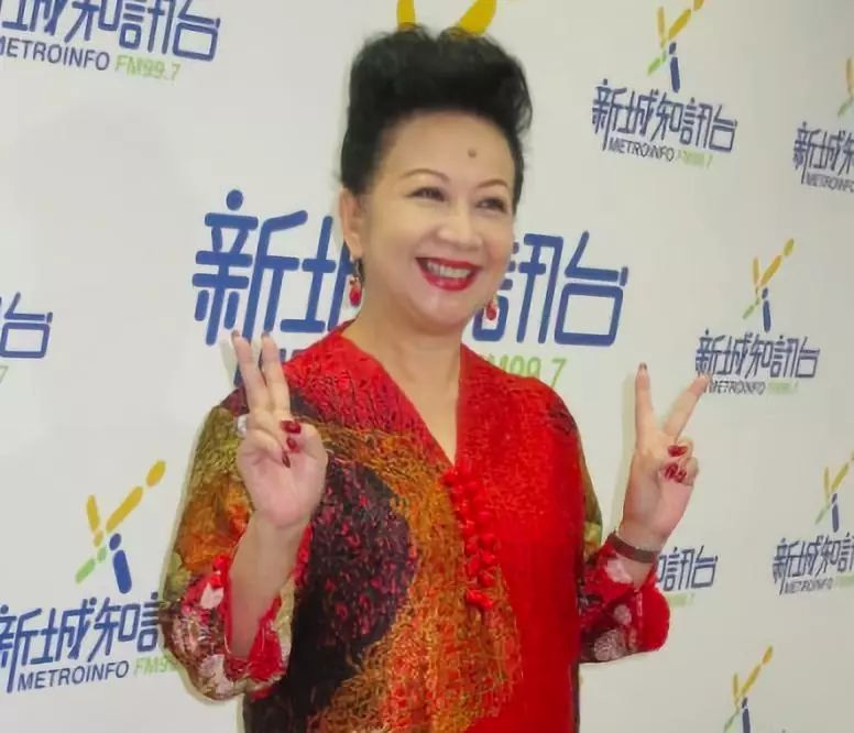 小三上门逼死原配?千亿豪门的传奇背后,是数不清的狗血八卦