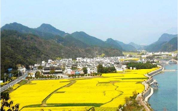 暑假旅游安徽附近景点攻略,安徽附近旅游景点推荐秋冬