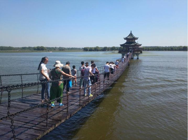 暑假旅游安徽附近景点攻略,安徽附近旅游景点推荐秋冬