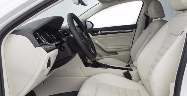 大众凌渡1.4t和cc1.8t哪个好,大众凌渡1.4t最高配