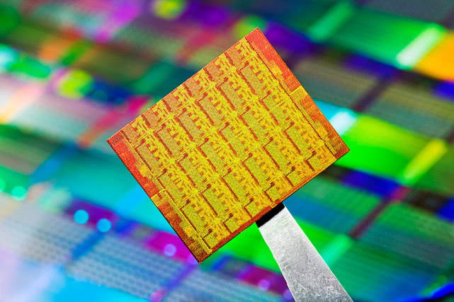 为什么日本尼康能做光刻机 (尼康为什么做光刻机)