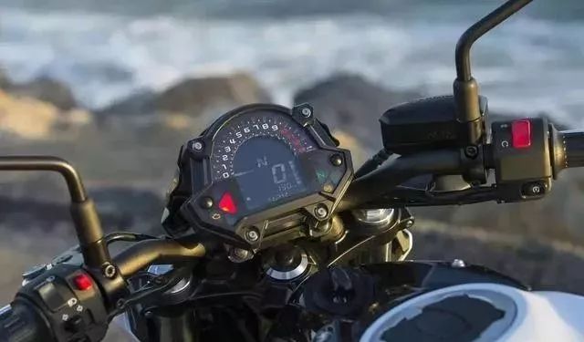 推荐几款性价比高的街车,三款中量级街车