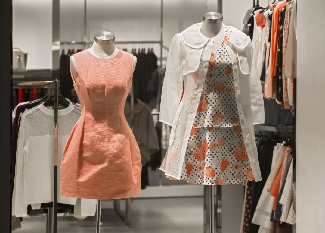 太恶心！“古着”其实是洋垃圾！数百吨韩国人扔掉的名牌旧衣服，在浙江被截……