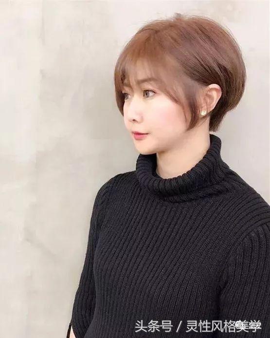 时尚气质高雅的短发造型烫,烫减龄时尚免打理的短发