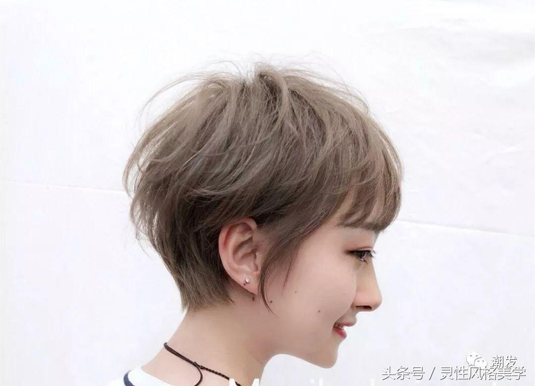 时尚气质高雅的短发造型烫,烫减龄时尚免打理的短发