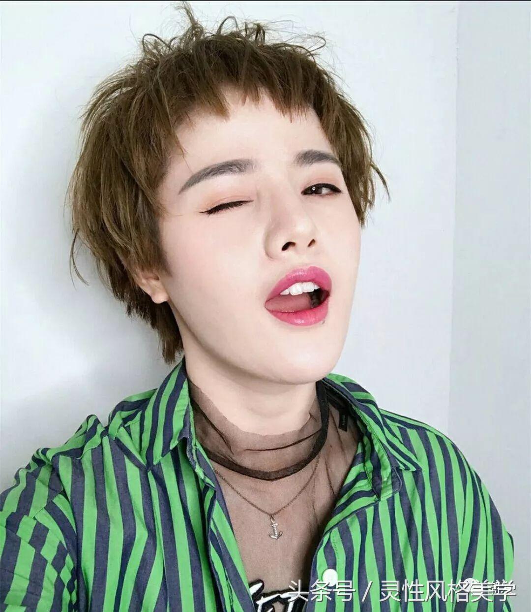 时尚气质高雅的短发造型烫,烫减龄时尚免打理的短发