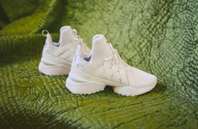 抖in儿童运动鞋老爹鞋爆款榜 (361女鞋运动鞋老爹鞋)