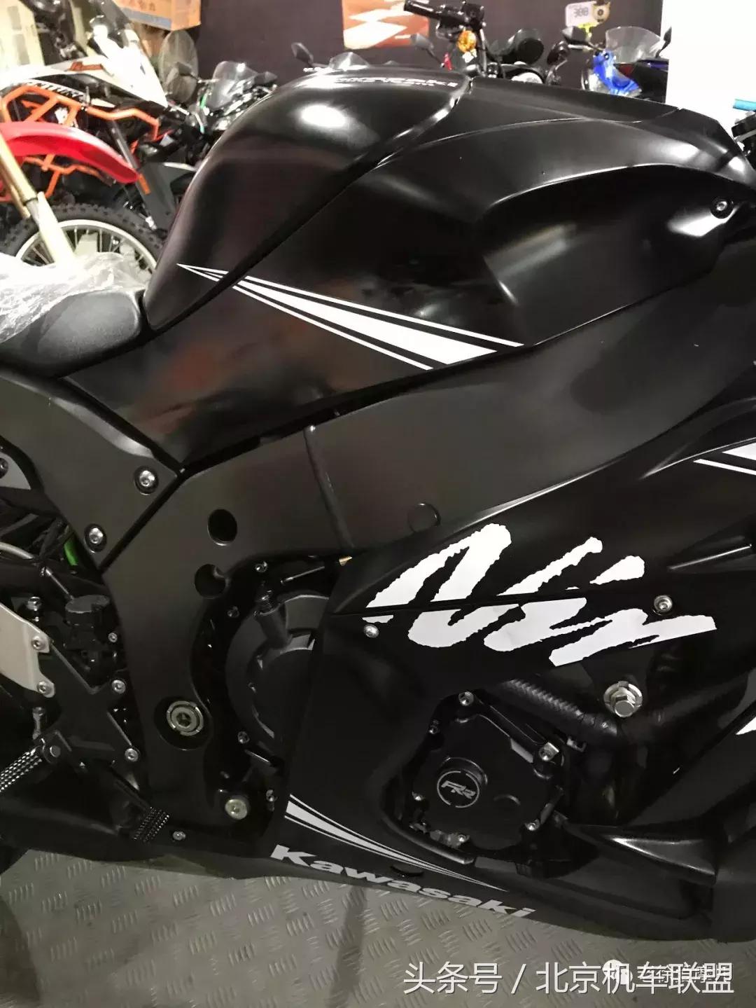 2024川崎zx10rr发布大图,川崎zx-10r2024款极速测试