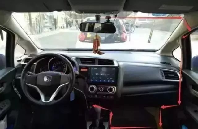 行车记录仪可以用原来后摄像头吗,行车记录仪要弄吗