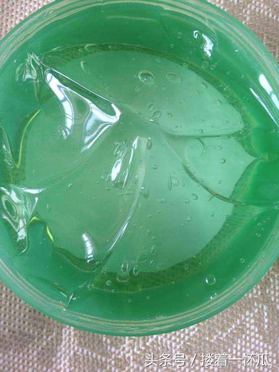 怎么鉴别是真的芦荟胶,真芦荟胶和假芦荟胶的区别