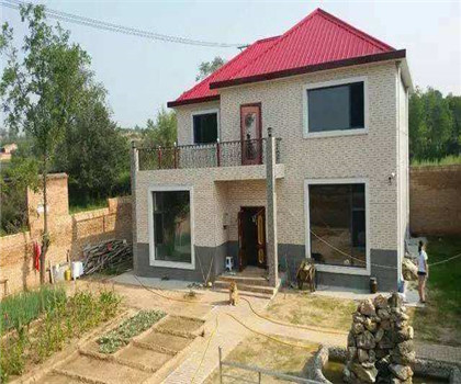 红瓦和水泥瓦哪个质量好些,水泥瓦好还是大红瓦好看