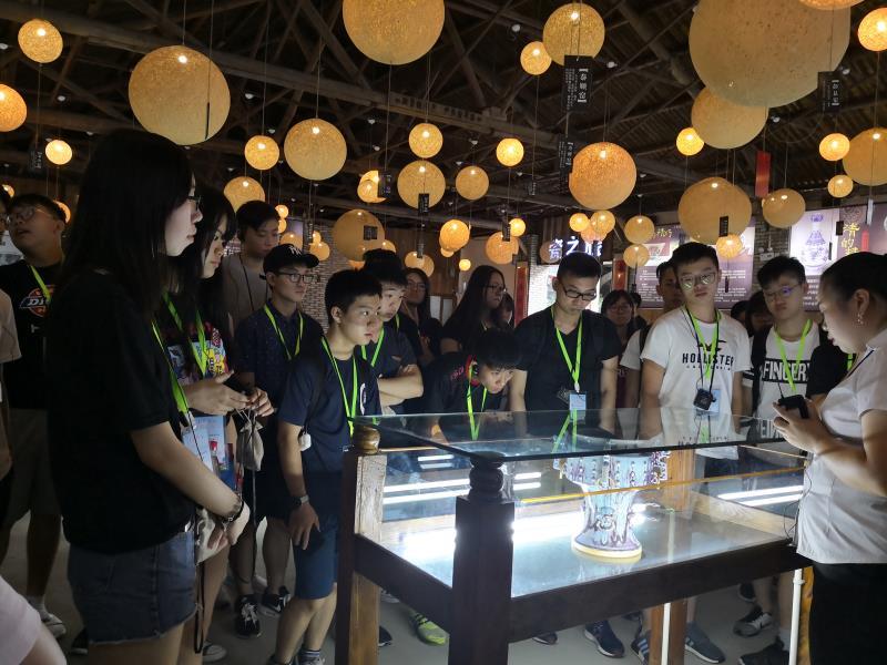 “青春飞扬”号龙泉问瓷炼剑