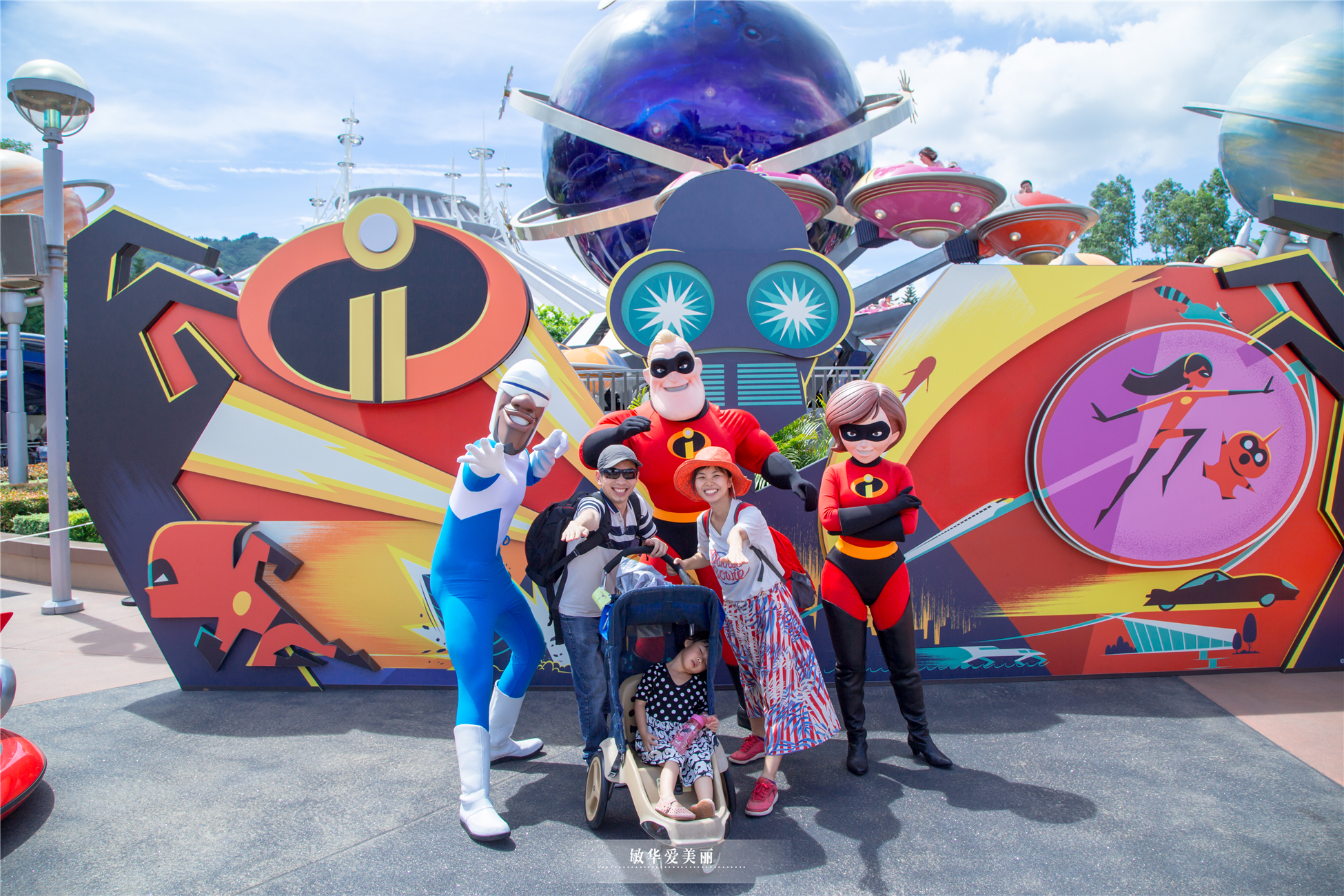 香港迪士尼门票深港联游,香港迪士尼2大1小亲子当日套票