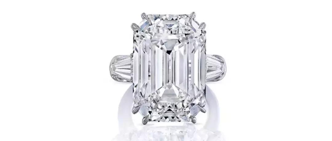 张雨绮说钻石只有一克拉才值钱,张雨绮说钻石是碎钻