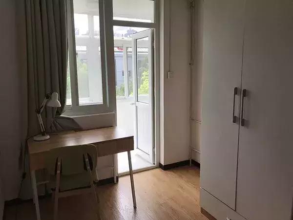 女租客价值6万,女租客退房后留下的垃圾桶