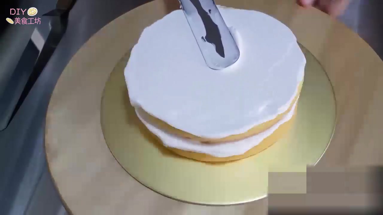 烘焙生日蛋糕制作视频全过程,烘焙生日蛋糕的做法