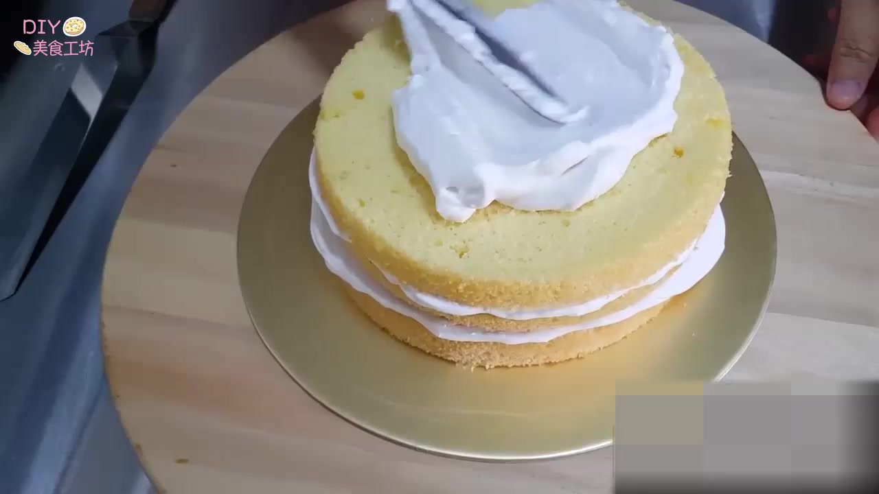 烘焙生日蛋糕制作视频全过程,烘焙生日蛋糕的做法