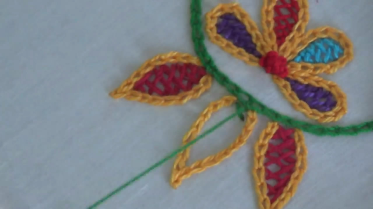 毛线刺绣花初学者怎么绣,毛线刺绣方法和技巧