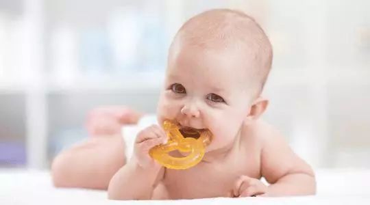 霖士心理：工薪阶层如何买适合宝宝的玩具别让玩具成为永远的痛