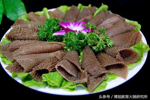 重庆火锅的毛肚是生的还是熟的,重庆火锅的鲜毛肚有什么特点