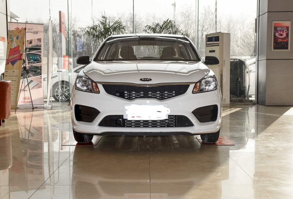 飞度威驰对比,飞度与新款威驰