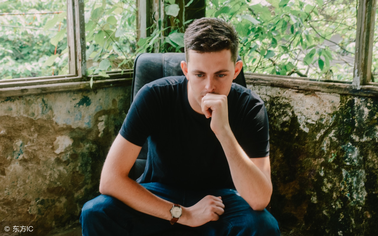 浪漫:Toloveoneselfisthebeginningofalifelongromance