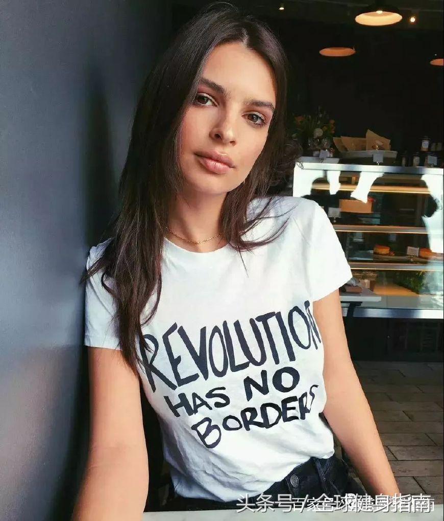 12岁就C*杯罩**，因为胸太大被维密嘲讽，健身网红圈的教科书！