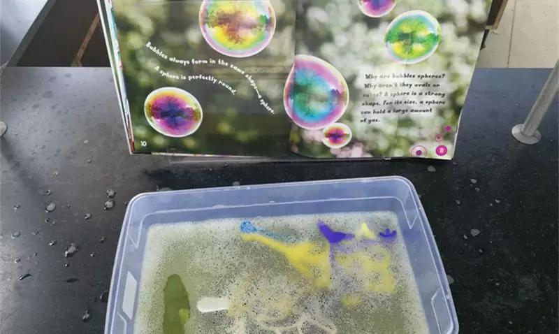 美国和中国幼儿园比较,中国幼儿园和美国幼儿园视频交流