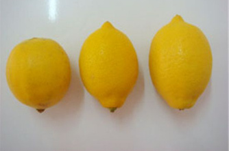 挑选柠檬的正确方法,市场上的柠檬怎么吃