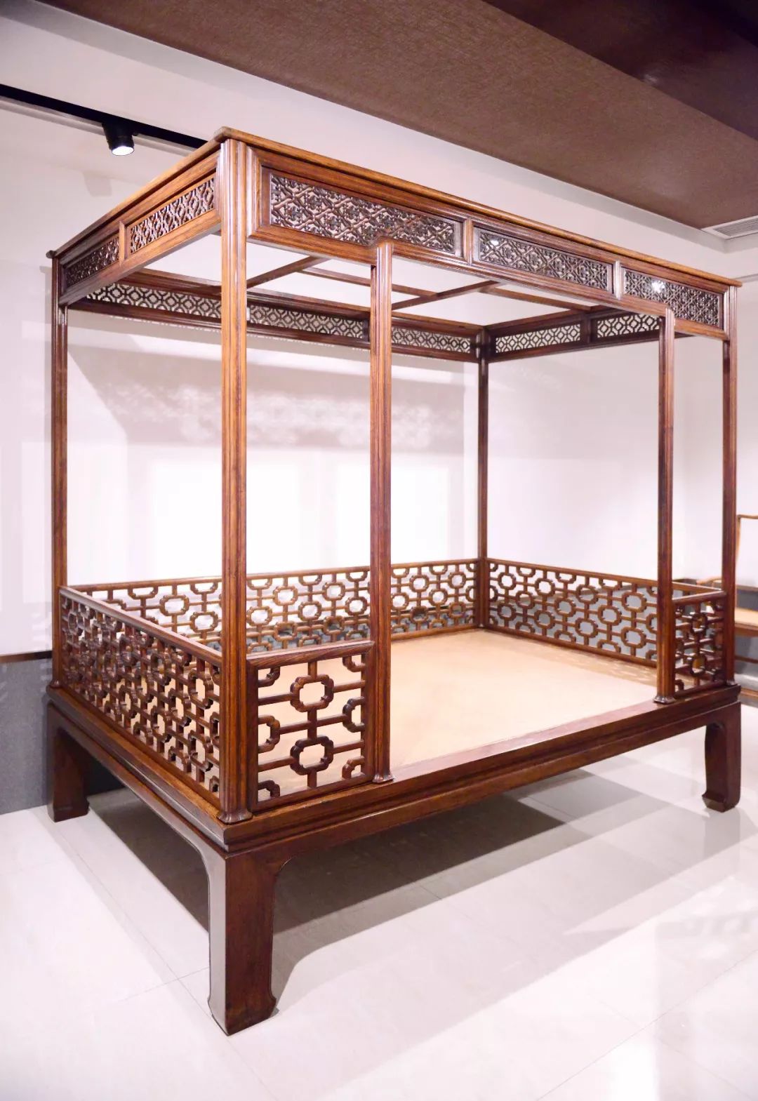 嘉木堂架子床,嘉木堂收藏的架子床