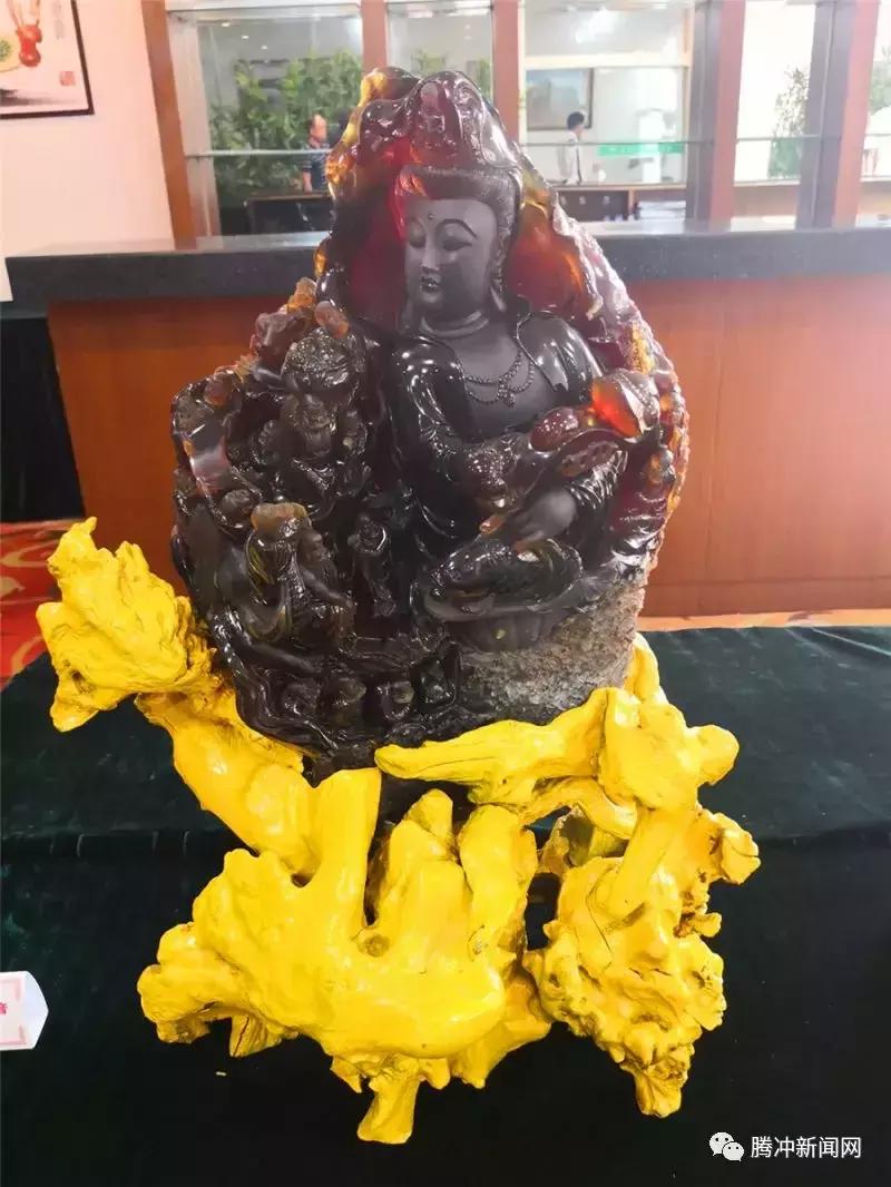 腾冲缅甸琥珀能买吗,现在市场上的缅甸琥珀有假的吗