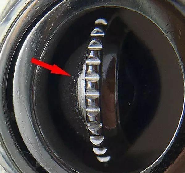 奢侈品鉴定真假靠谱吗,奢侈品卡地亚真假鉴别