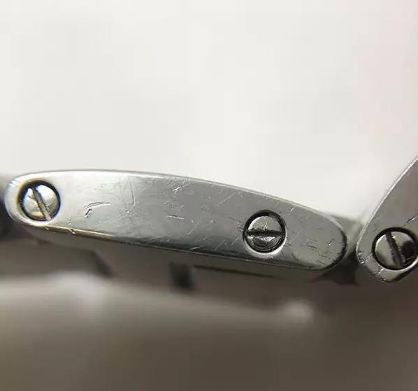 奢侈品鉴定真假靠谱吗,奢侈品卡地亚真假鉴别