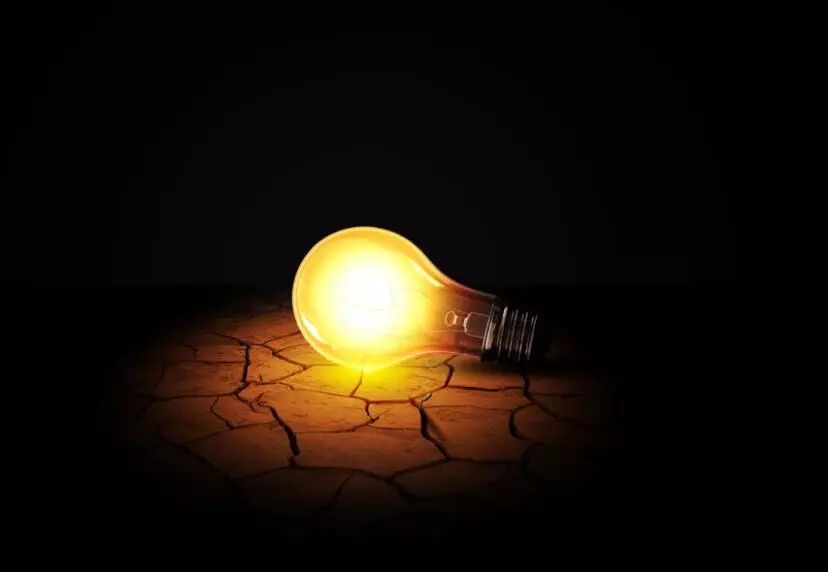 灯盏台灯,台灯有筒灯