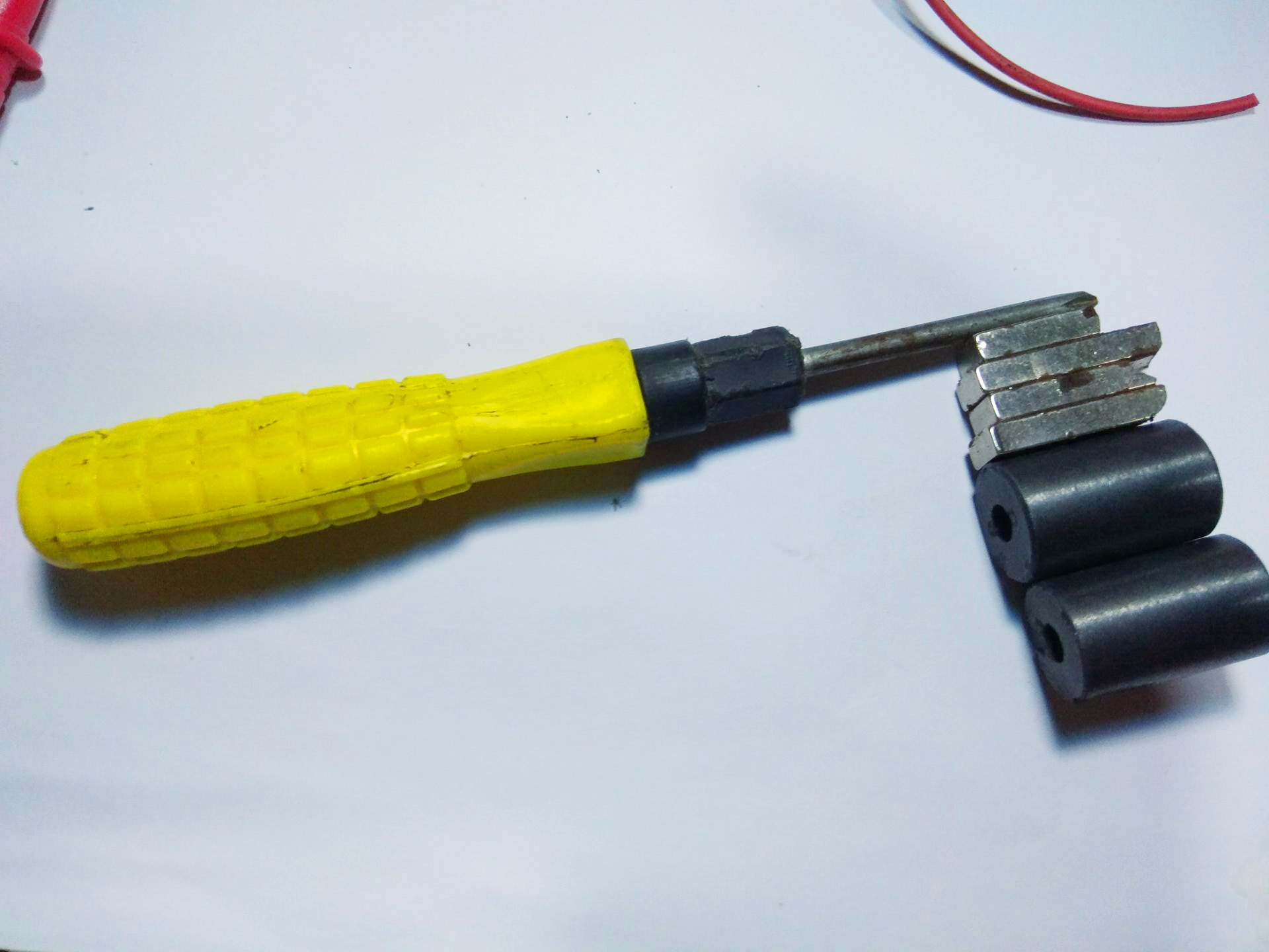 螺丝刀充磁方法,螺丝刀消磁的最佳方法