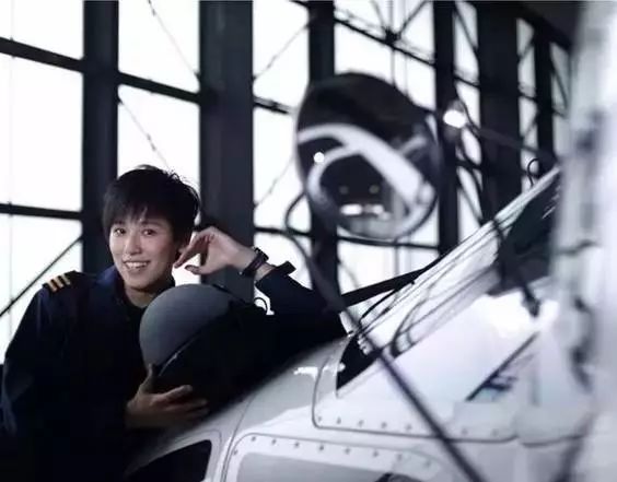 濂崇敓涔板悕鐗屽寘鍖呮槸涓轰簡瑕侀潰瀛愬悧,濂冲涓轰簡涔板悕鐗屽寘鍖呬粯鍑轰簡鑷繁