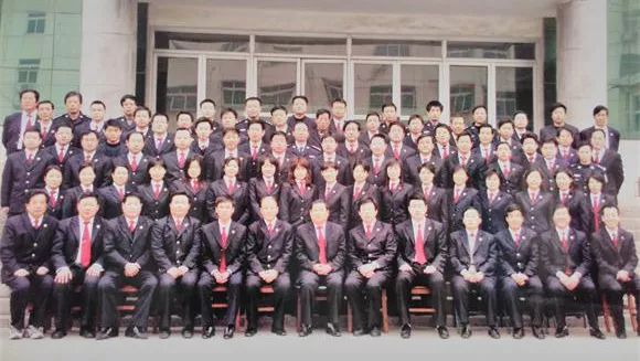 「献礼40周年」那年那月那些人温暖了谁的芳华