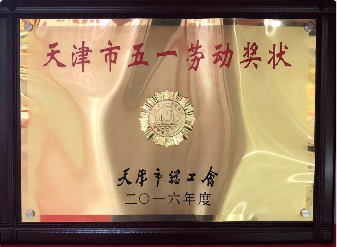 「献礼40周年」那年那月那些人温暖了谁的芳华