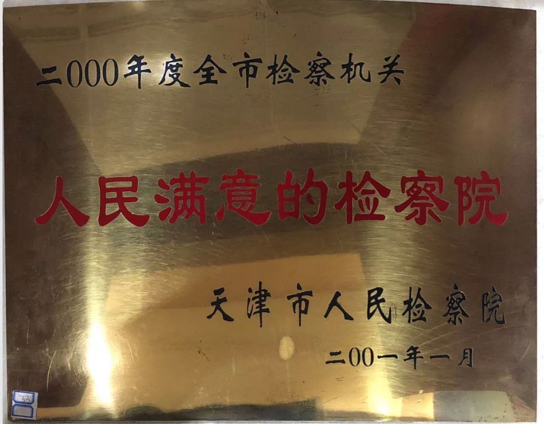 「献礼40周年」那年那月那些人温暖了谁的芳华