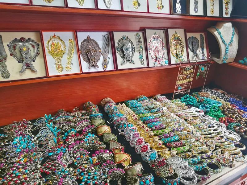 五一疆内旅游攻略大全,全新疆旅游攻略详细