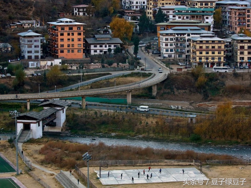 没有红绿灯的不丹,没有交通灯的不丹首都