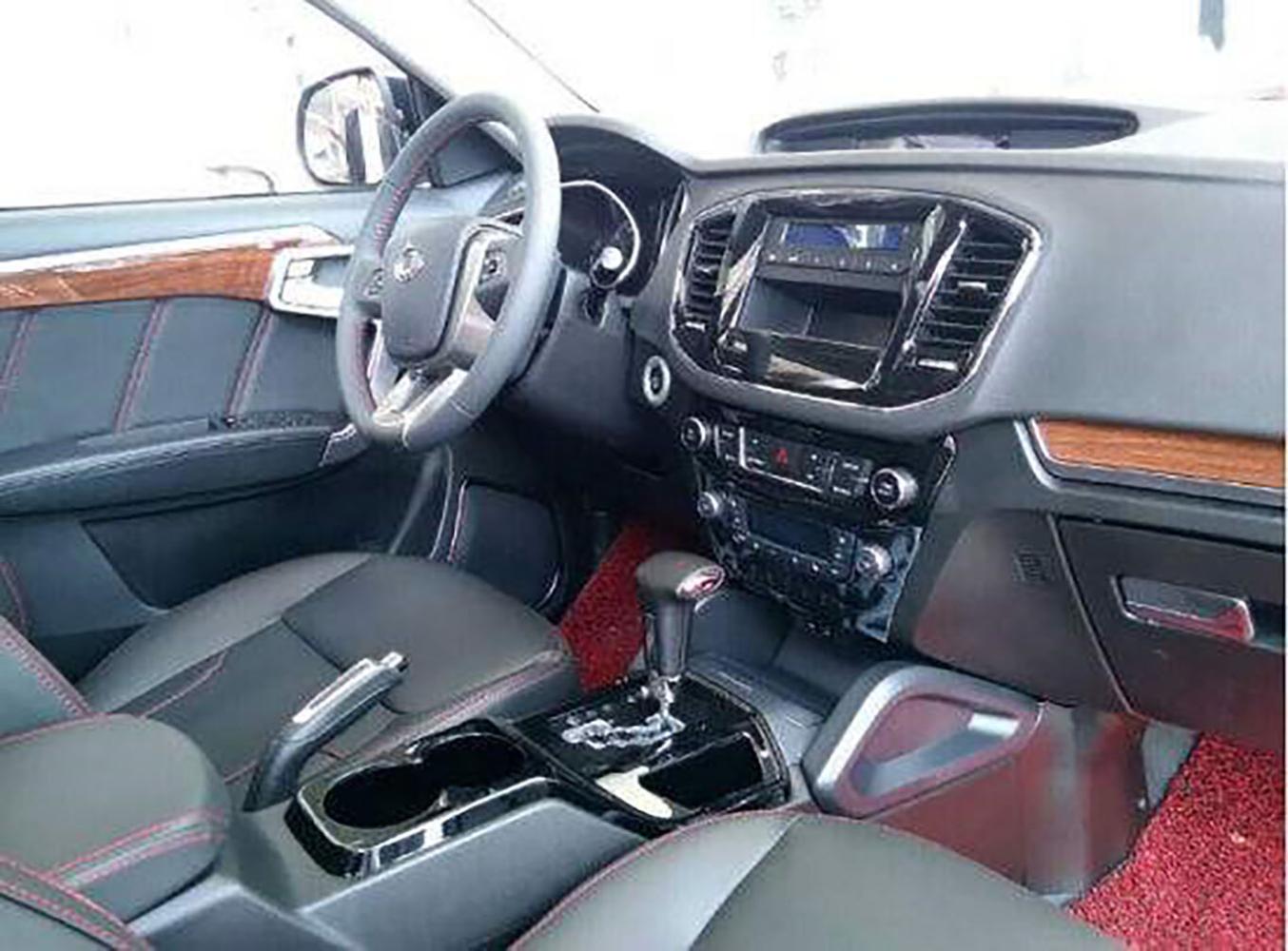 空间比suv大的轿车,空间媲美紧凑型suv