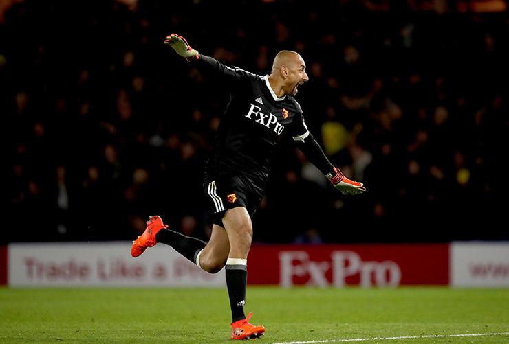 从枪支、*品毒**泛滥的贫民区走来，理查利森能否成为下一个大罗？