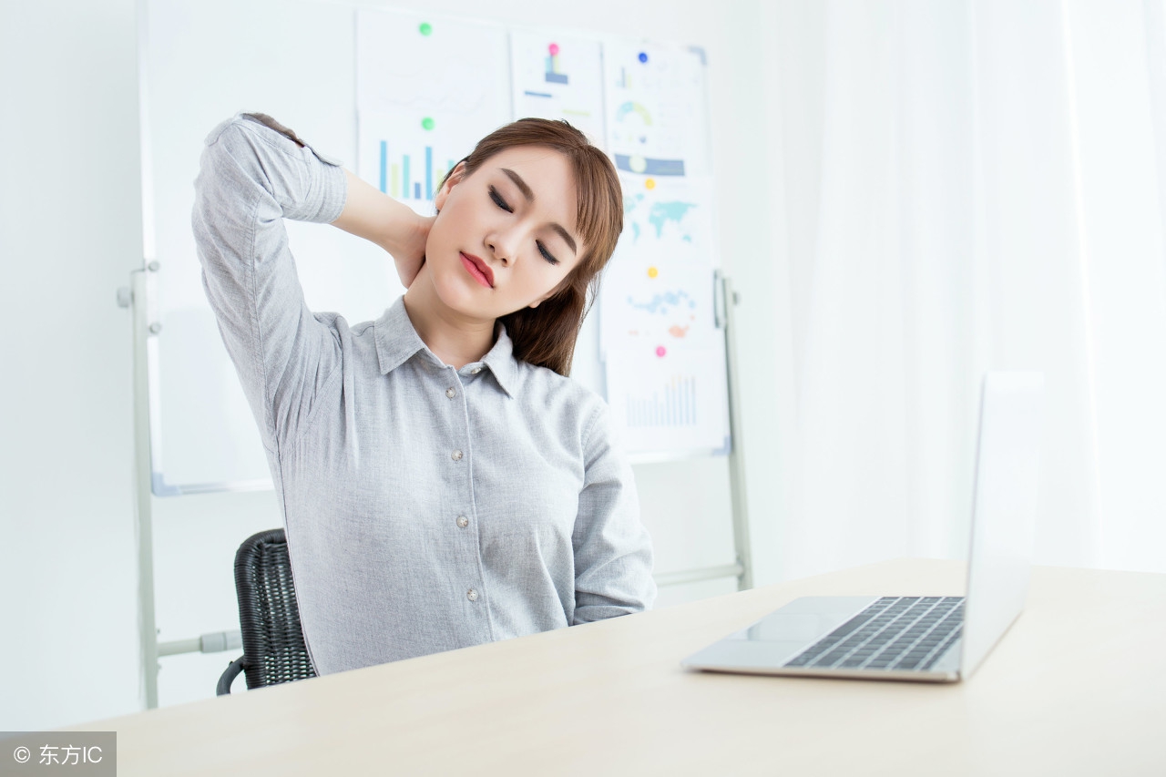 年轻人有颈椎病怎么办,年轻人得了颈椎病怎么办