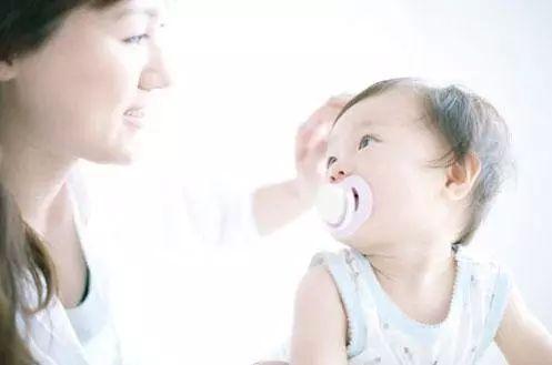 孩子依恋被子怎么办,孩子特别依恋小被子