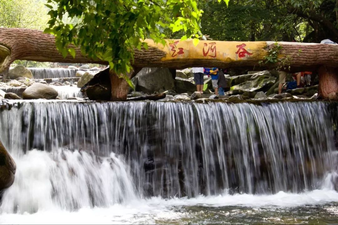 世界旅游小姐漂流,世界旅游小姐来塔沟武校