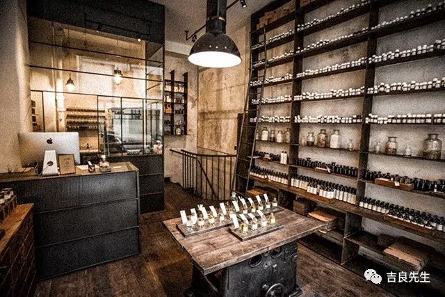 男人该如何挑选香水呢,给男生买香水品牌